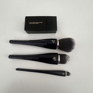 VICTORIA BECKHAM Foundation Drops 3 Fair Light and FREE BONUS CDP Brushes